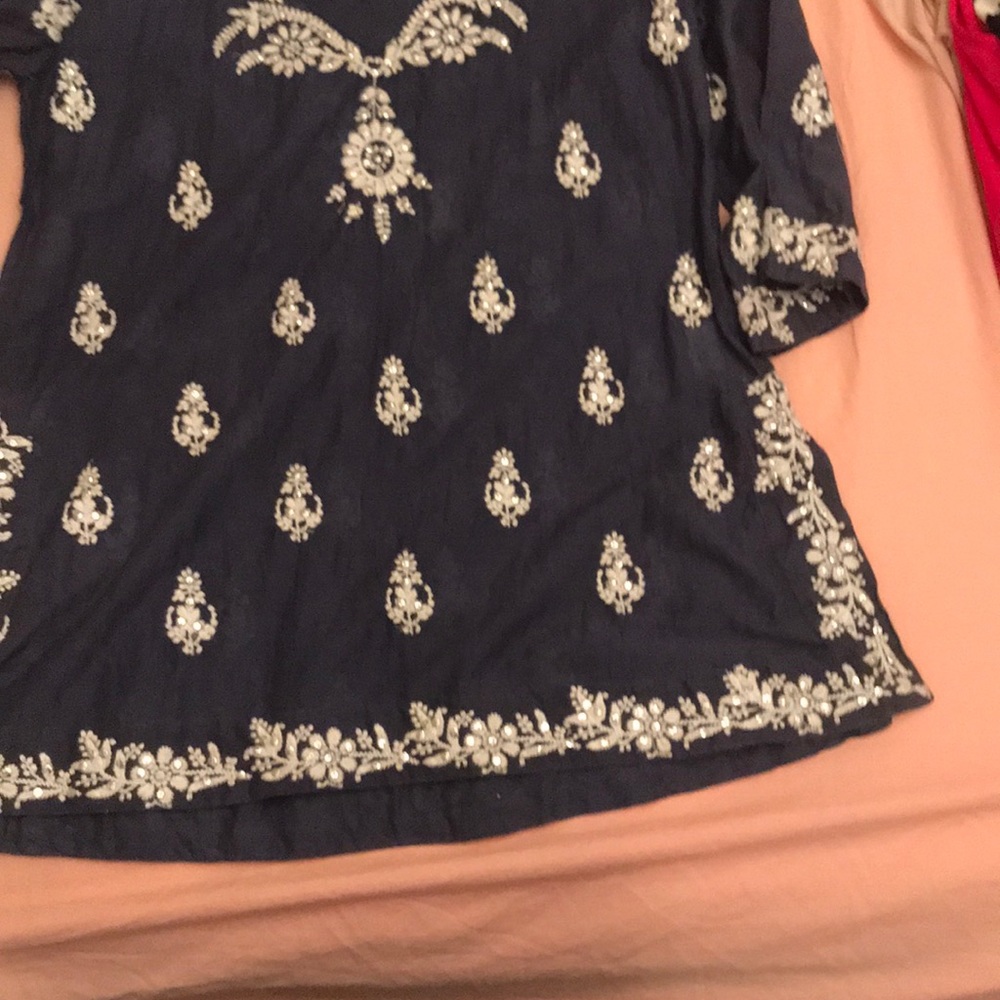 Tunic - Picture 2 of 2
